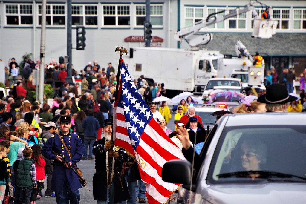 2018 Alaska Day Parade (8) Postcards from the Transition